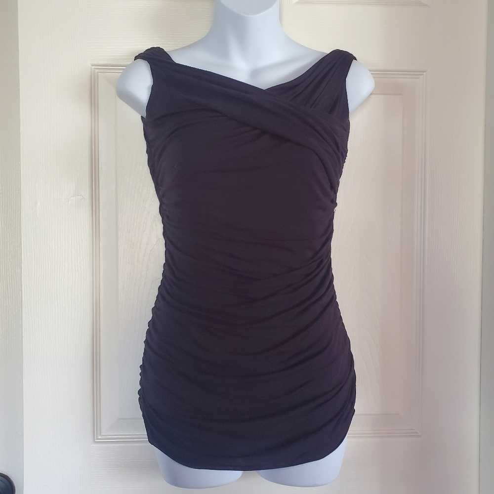 Bayley 44 Black Top Sleeveless Pullover Crossover Front Rushed Size Small